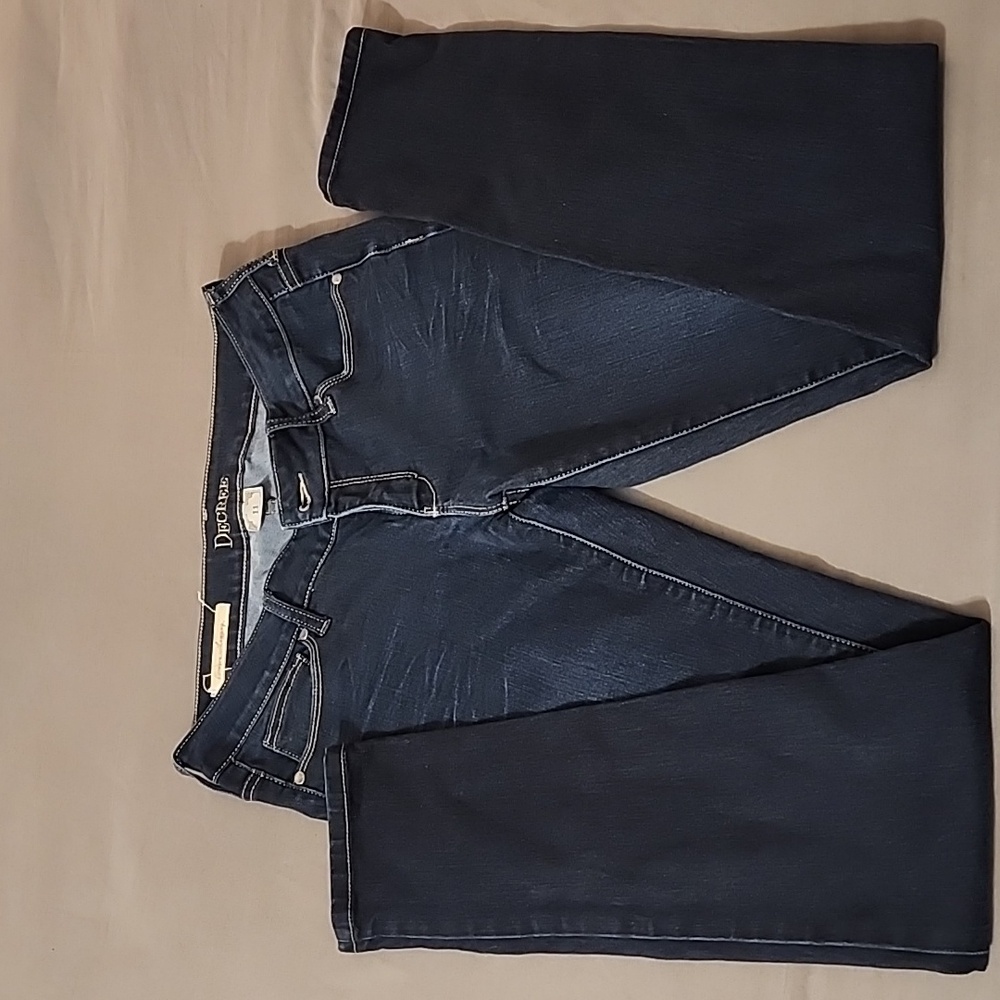 DECREE Women's stretchy blue jeans. Straight leg. Size 11